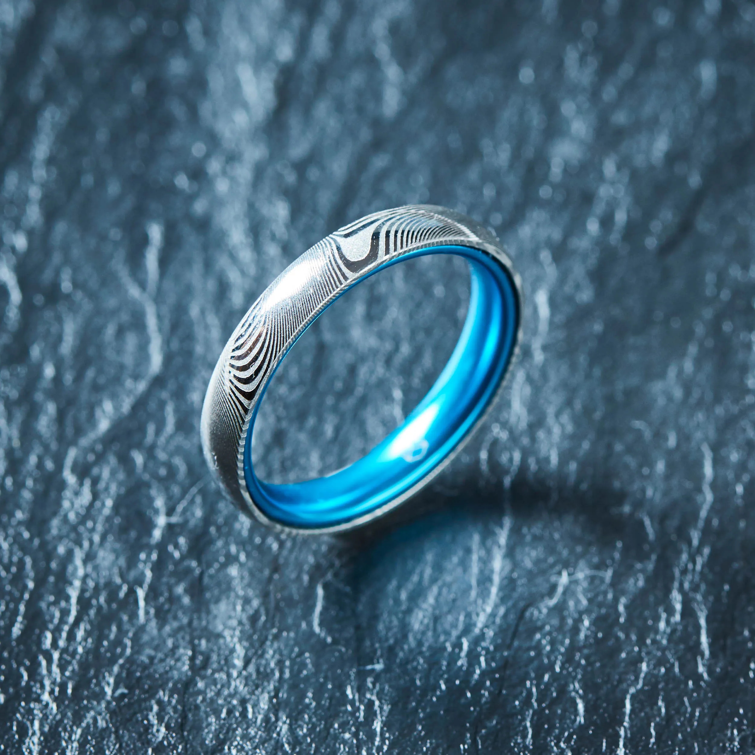 Wood Grain Damascus Steel Ring - Resilient Blue - 4MM