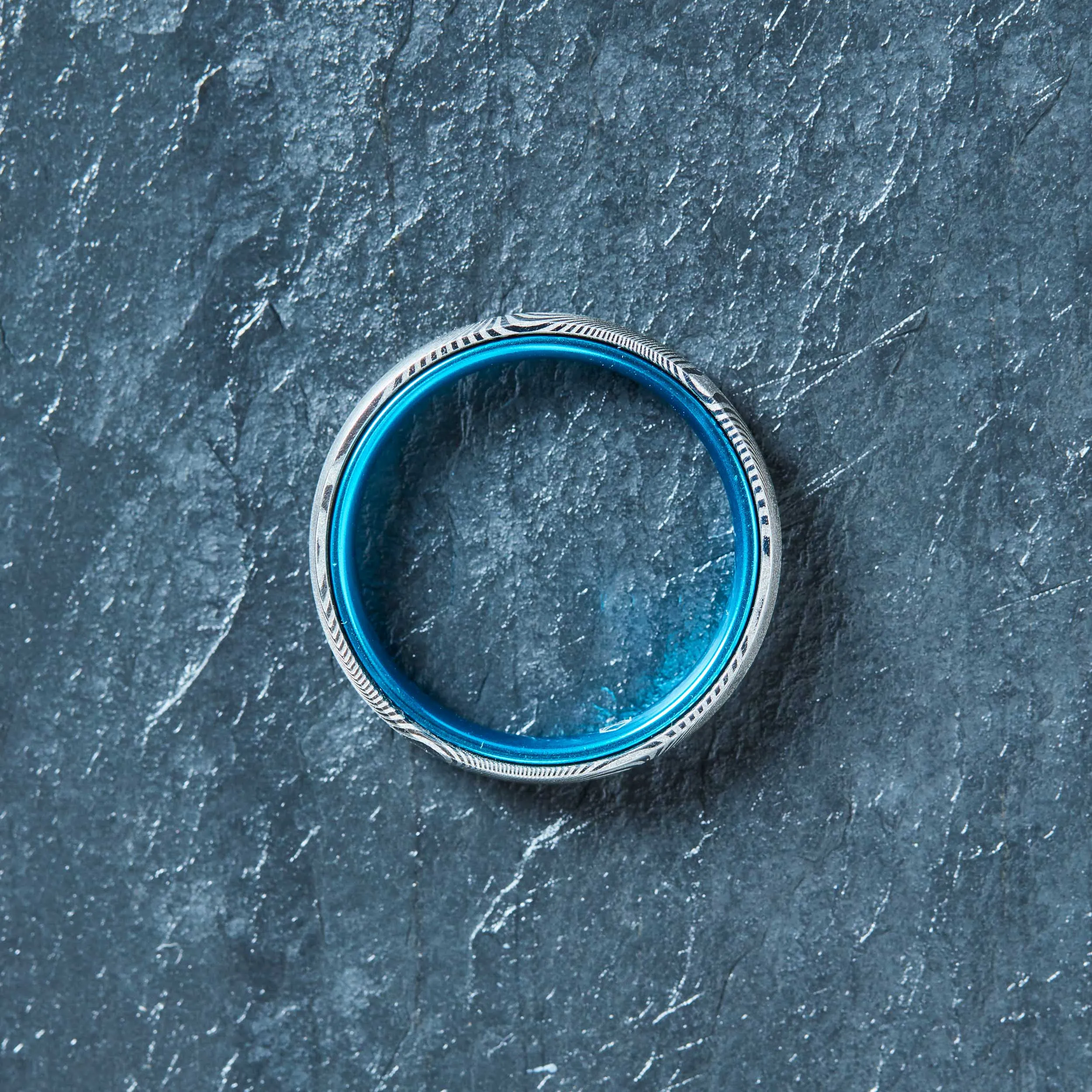 Wood Grain Damascus Steel Ring - Resilient Blue - 4MM